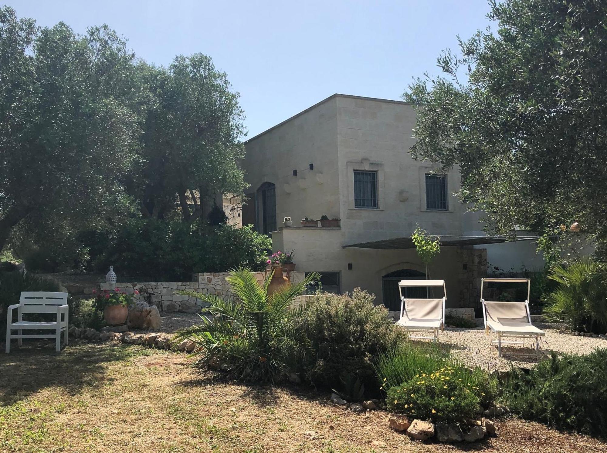 مبيت وإفطار أوستوني Casa Della Scrittrice المظهر الخارجي الصورة